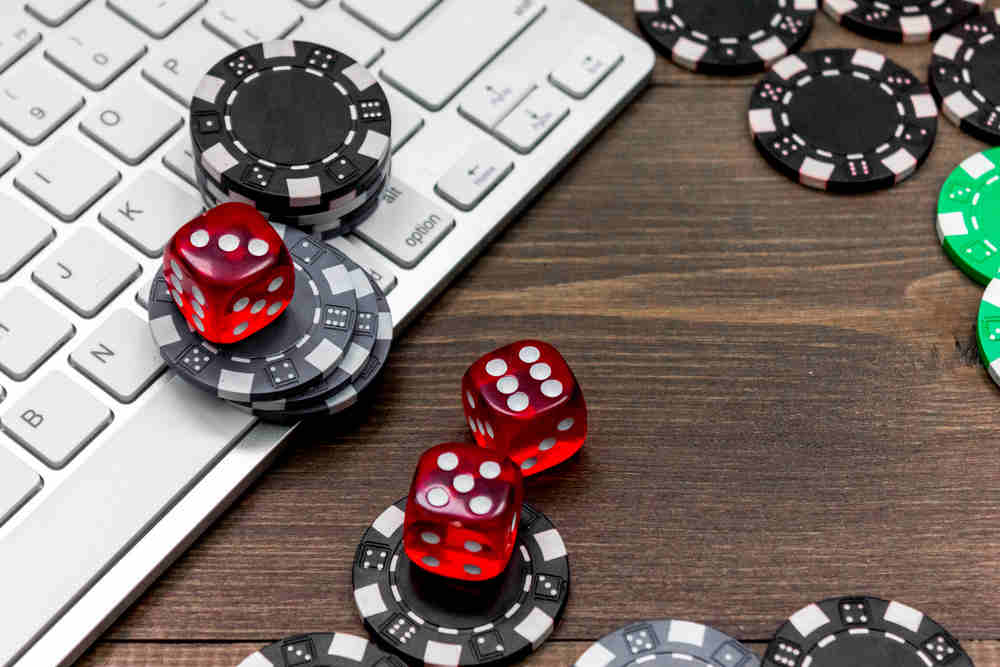 Windows As A Preferred Operating System For Online Casinos: Compatibility And Performance